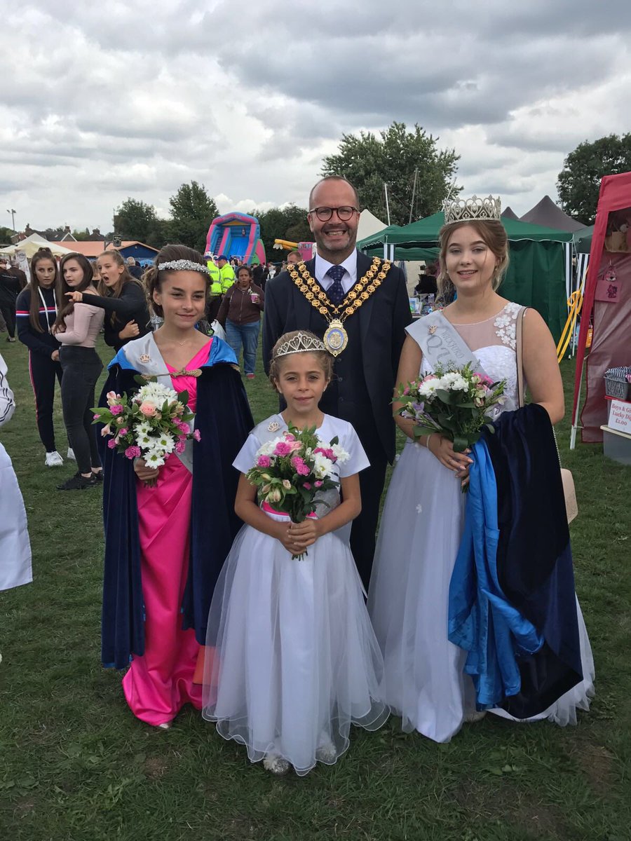 DaddsCouncillor's tweet photo. A wonderful afternoon at Wickford carnival. 99 years and still going strong. https://t.co/y8e1EBeGCx