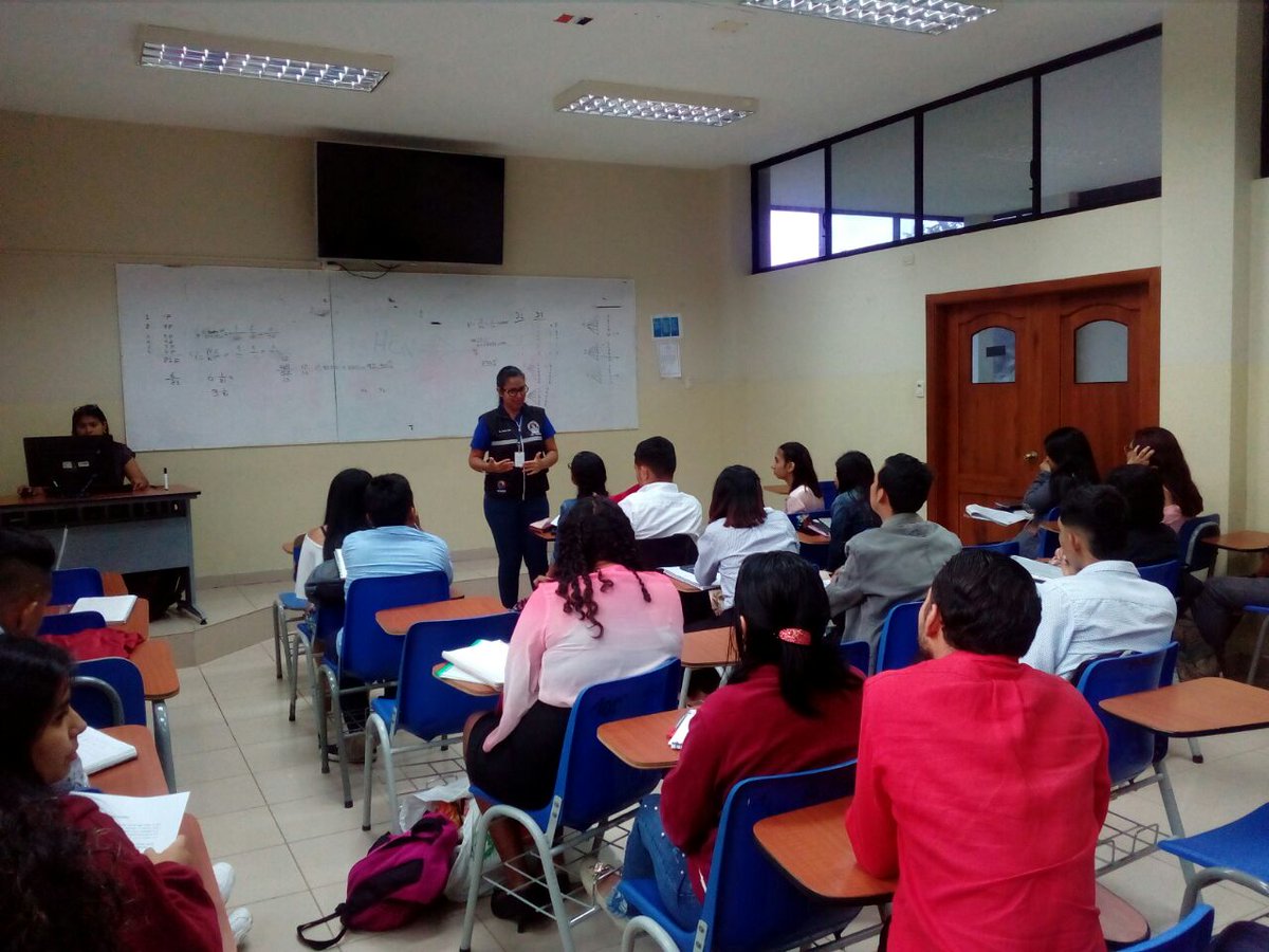 jantobe's tweet photo. Visita de Directores de Carrera de Ciencias Administrativas a estudiantes de admisión #FACAC #UNEMI @UNEMI_ec en directrices y socialización sobre las carreras https://t.co/0mY4L5xl0Y