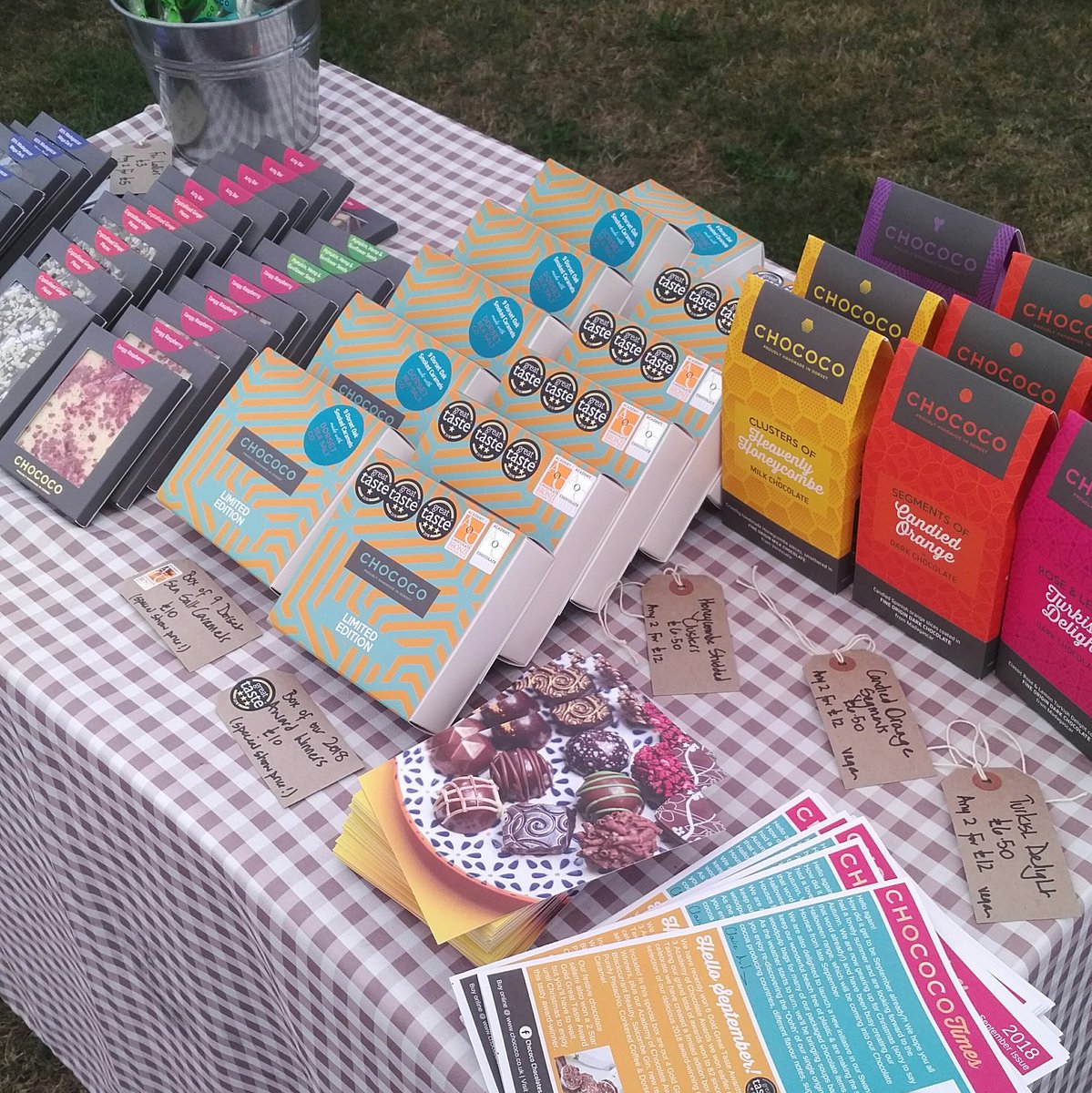 Chococotweet's tweet photo. Thx @NotSturCFest - you were a great crowd + I hope you all enjoyed your global chocolate tasting! #singleorigin #greattaste #saynotopalmoil #supportlocal #trulyfresh #sturminsternewtoncheesefestival https://t.co/e5ZzOQrEmL