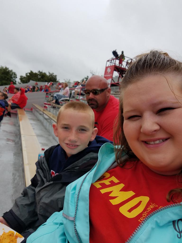 BethFerranto's tweet photo. Family weekend! #letssoar https://t.co/hYQSYCPsEq