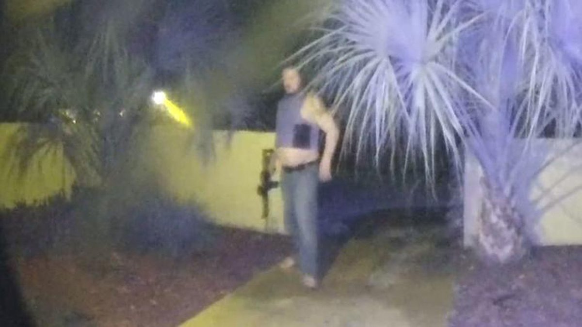 Doorbell camera warns Boca Raton family of armed man approaching home bit.ly/2MXWyqR https://t.co/rRdZ4D7BIj