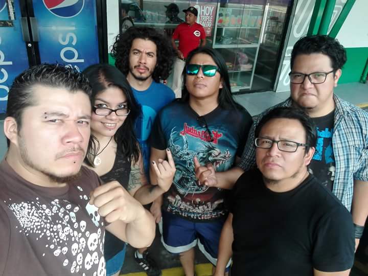 orugabanda's tweet photo. Óruga, ya canino al Palmar Metal Fest 2018!!!

#metalifestyle #metalband #metalbands #palmarmetal #guatemala #metalguatemalteco #groove #groovemetal https://t.co/o9dehqLXgt