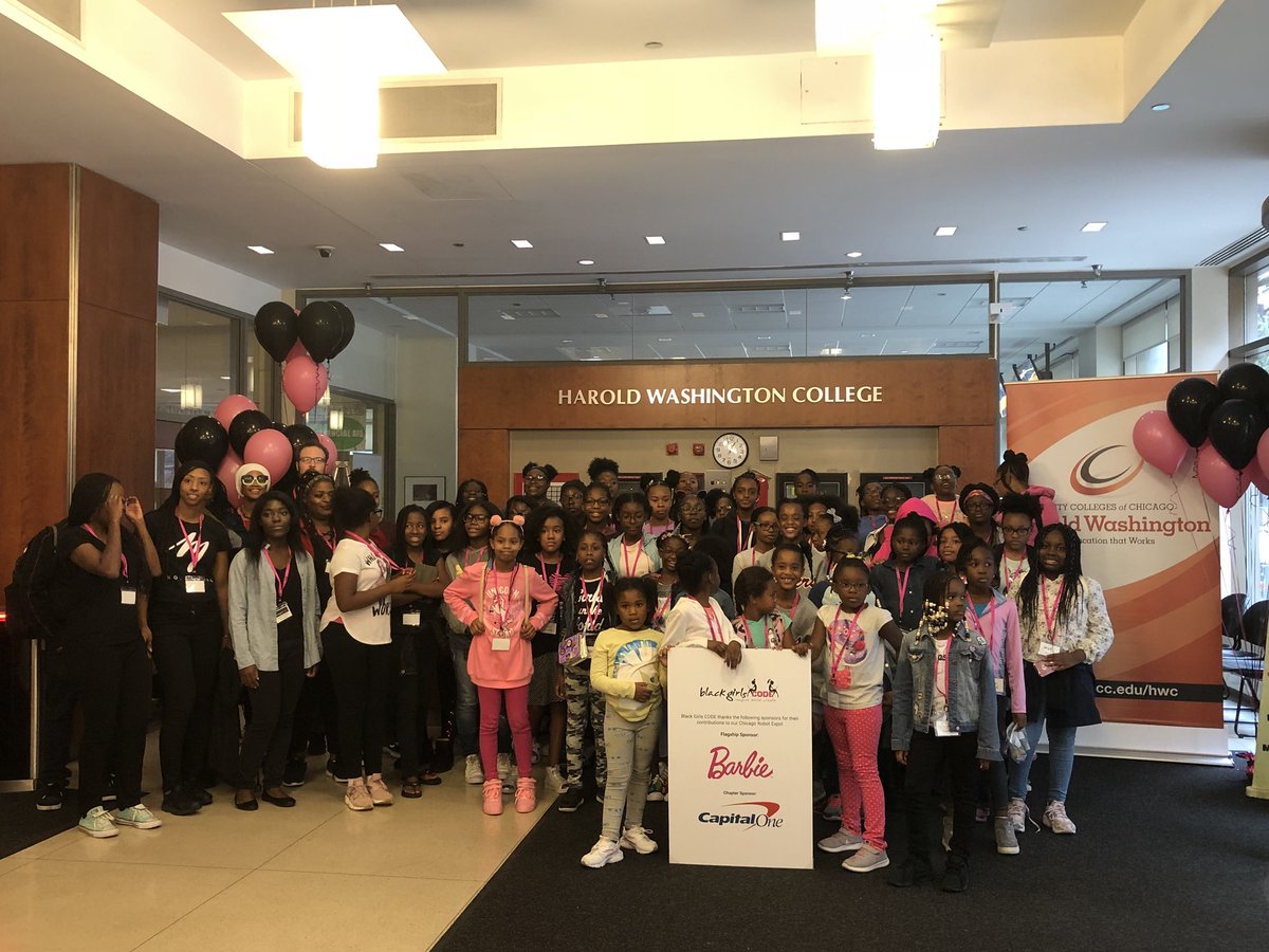 VolunteerBGCCHI's tweet photo. It’s group photo time. Let me hear you say BLACK GIRLS CODE! #BGCCHI2018 @VolunteerBGCCHI @BlackGirlsCode #BGCSummerofCode2018 @HW_College https://t.co/0juxzvl3Jq