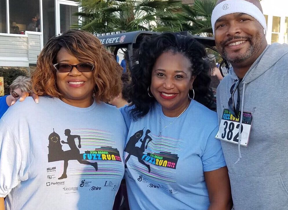 WeLoveTitleI's tweet photo. We are ready for the 35th Annual Fuzz Run with Dr. Shelia Thomas, Chief Officer of Strategy and Community Outreach. We are Excited!! #NCSSBeTHEBEST #creatingpowerfulmoments #fuzzrun2018 @drc3LVES @khiemzreed https://t.co/Cz434Ru8ao