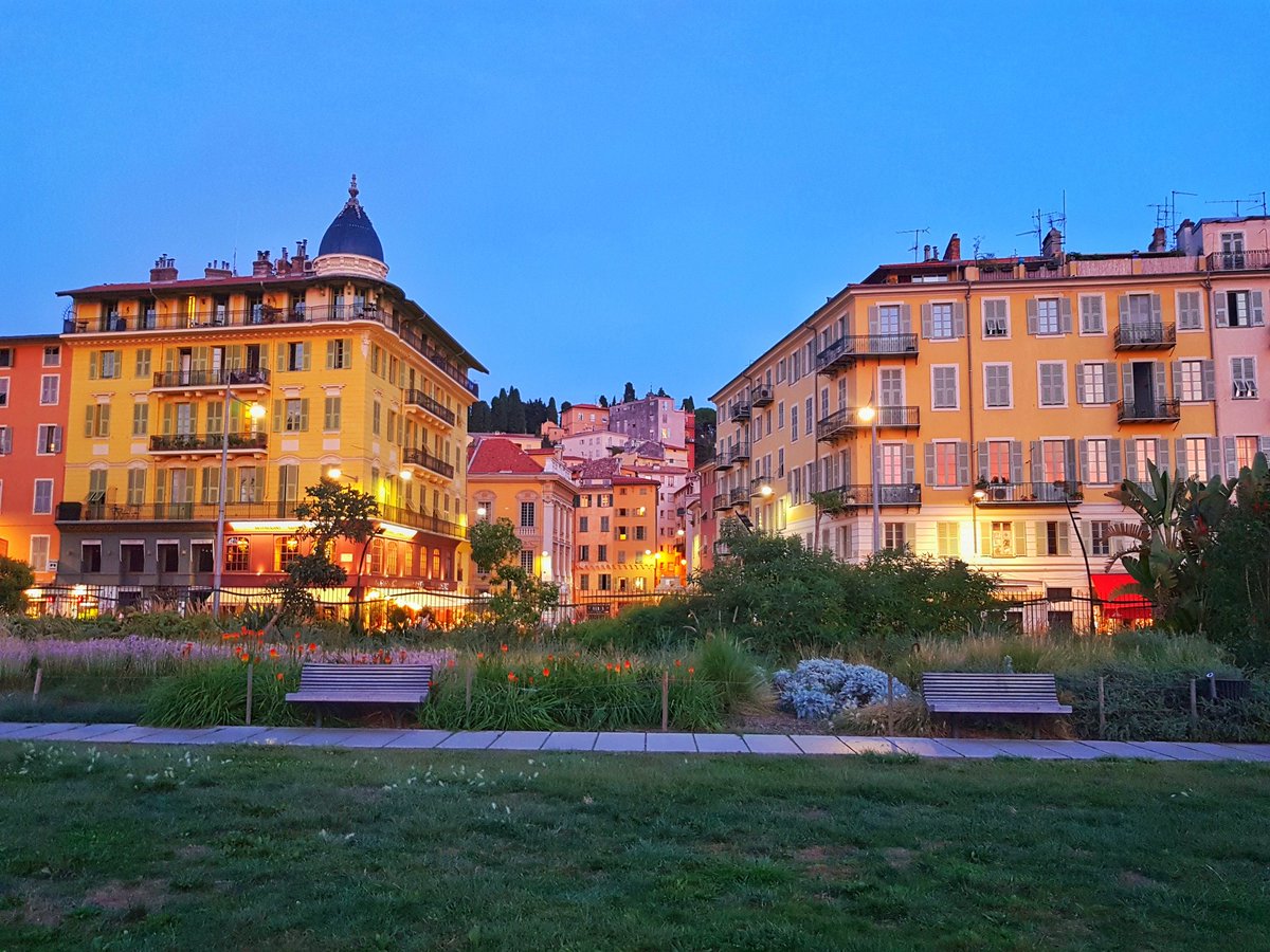 ThomasCalvanico's tweet photo. Une balade en début de soirée à @VilledeNice 🤪

#Nice06 #nissalabella #ilovenice #nicetourisme https://t.co/OSPl2fDlYM