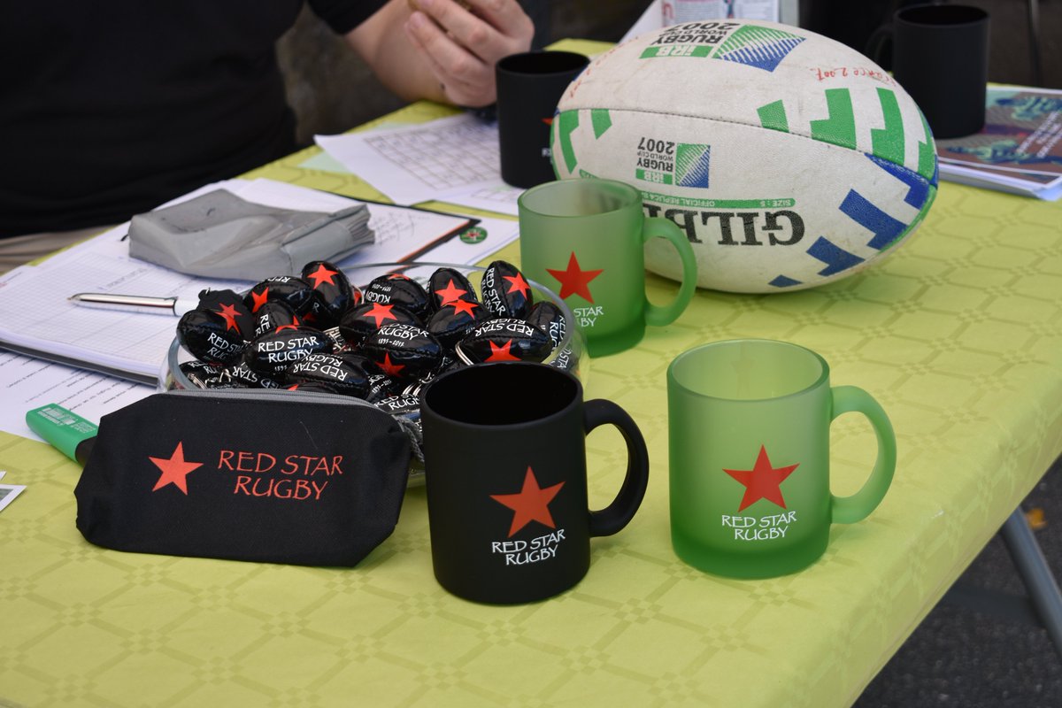 cyvincent04's tweet photo. le club du Red Star Rugby a eu du succès au près des ados et enfant. https://t.co/CcnXssoNjB