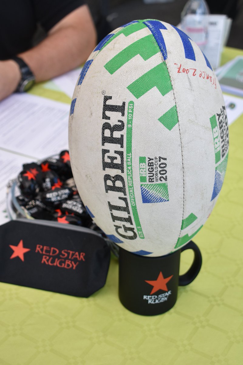 cyvincent04's tweet photo. le club du Red Star Rugby a eu du succès au près des ados et enfant. https://t.co/CcnXssoNjB