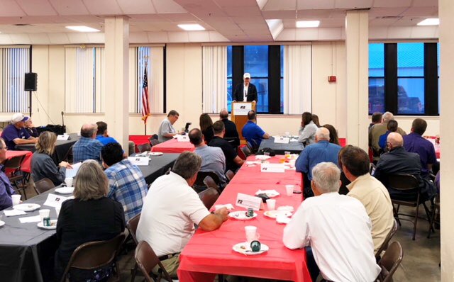 SenPatRoberts's tweet image. Thanks to the @KSFarmBureau for the chance to update Kansans on the #farmbill2018 negotiations.