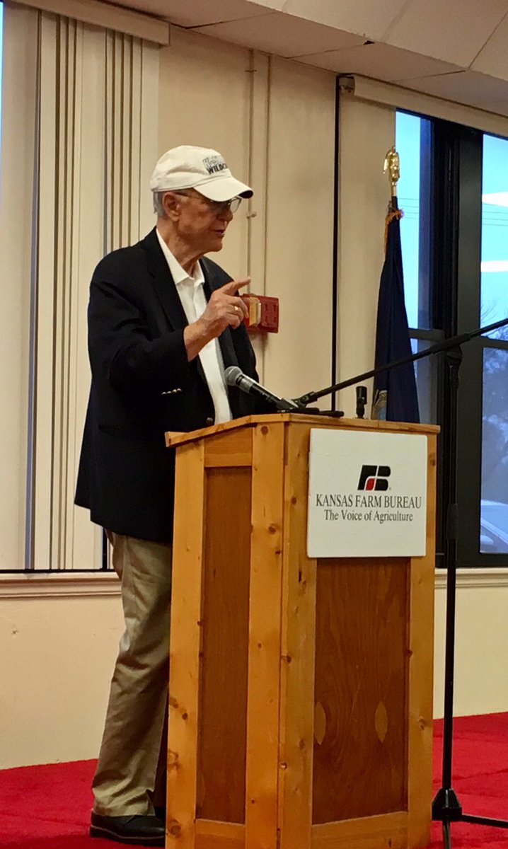 SenPatRoberts's tweet image. Thanks to the @KSFarmBureau for the chance to update Kansans on the #farmbill2018 negotiations.