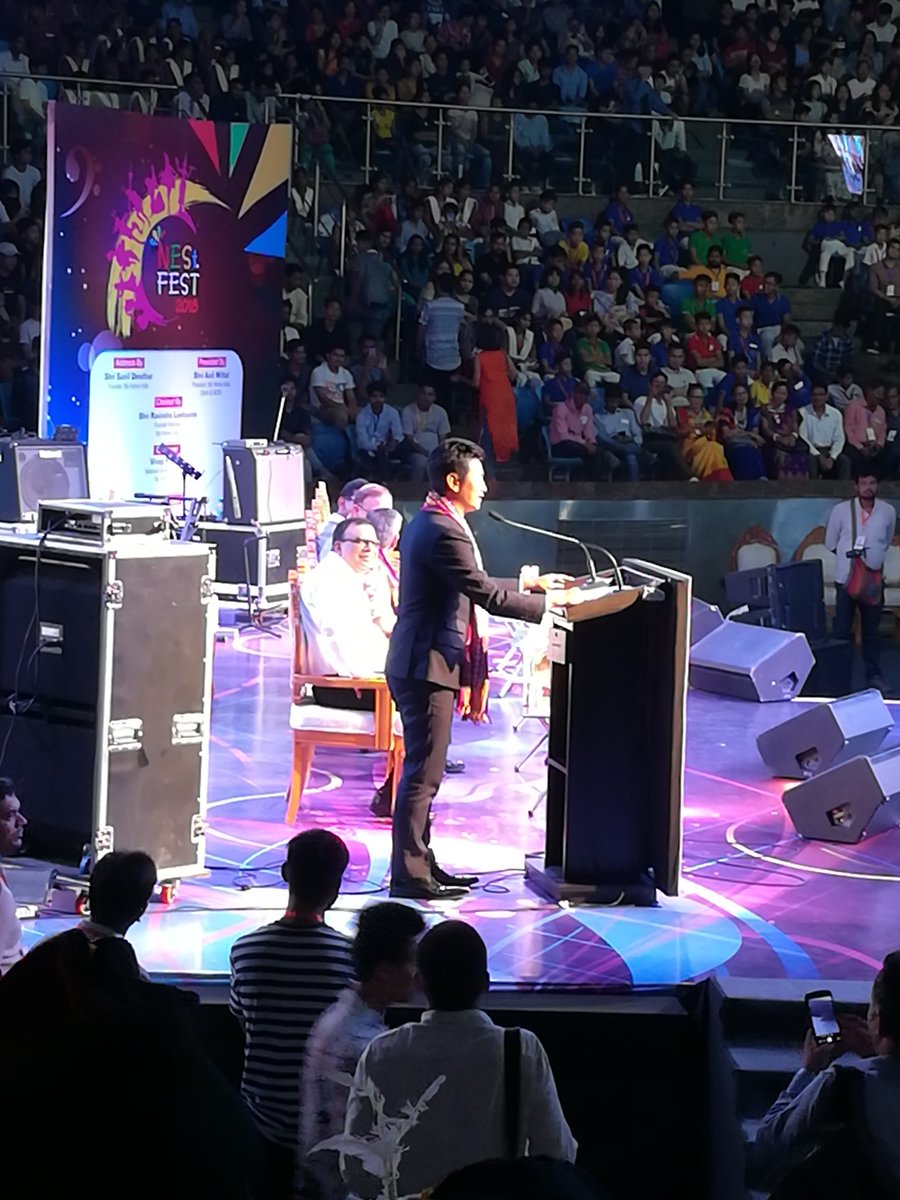 AshishRaiYES's tweet photo. Here are some pictures from the NEST FEST 2018.....
इस कार्यक्रम में माननीय राजनाथ सिंह और भारतीय फ़ुटबॉल के स्टार बाई चूंग भूटिया जी, विप्लव कुमार देव, सुनील देवधर, आदि लोग मौजूद थे... #NESTFEST2018 https://t.co/eGpoQxbqte