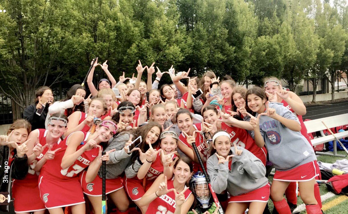 W for the JVB team! So proud of these ladies for scoring 2 goals 🏑🏑<a href="/DF_FieldHockey/">DHS Field Hockey</a>
