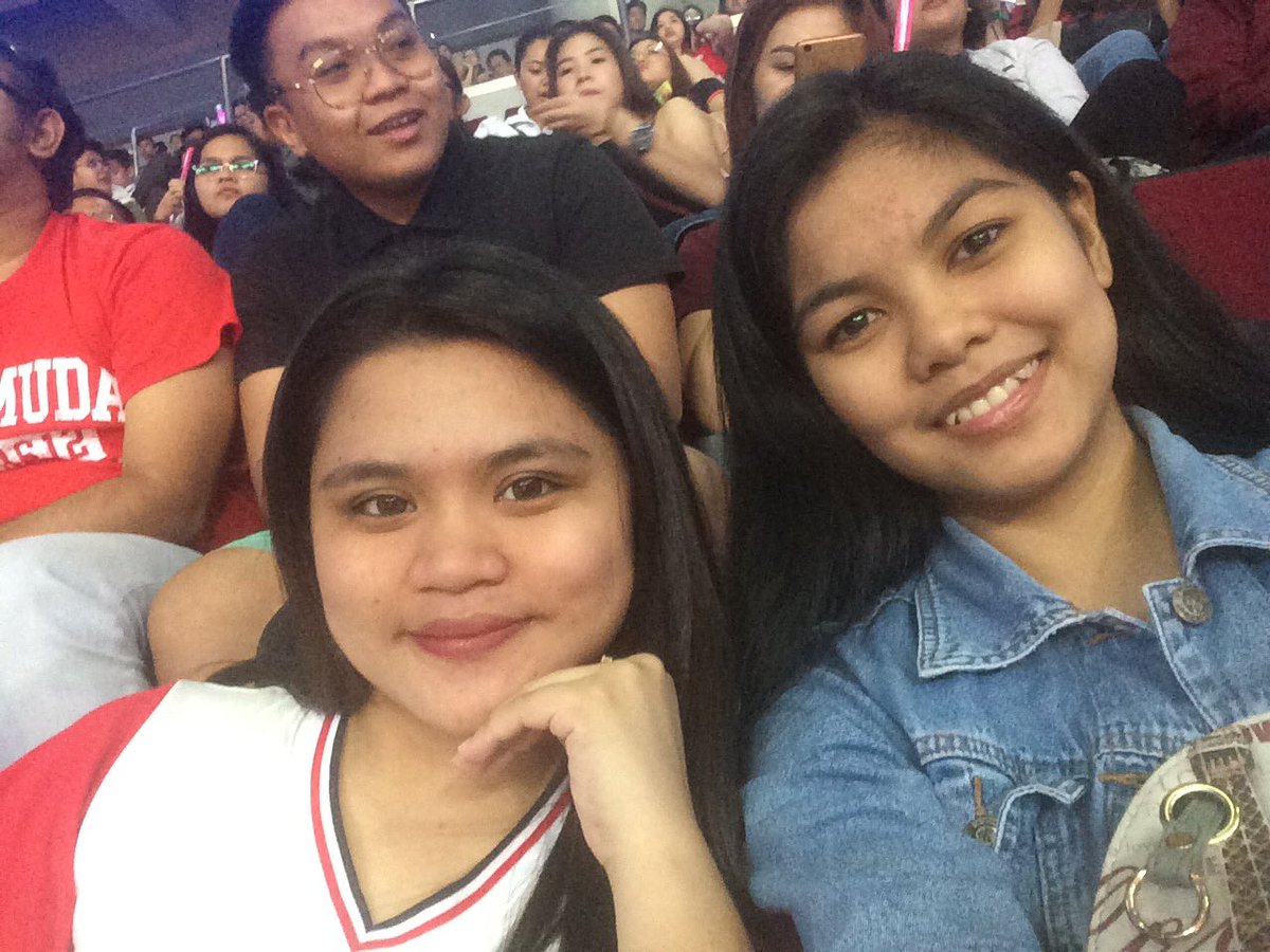 RefuerzoNicole's tweet photo. had a great time being with these people 💯💞 https://t.co/7LwXoHq34c