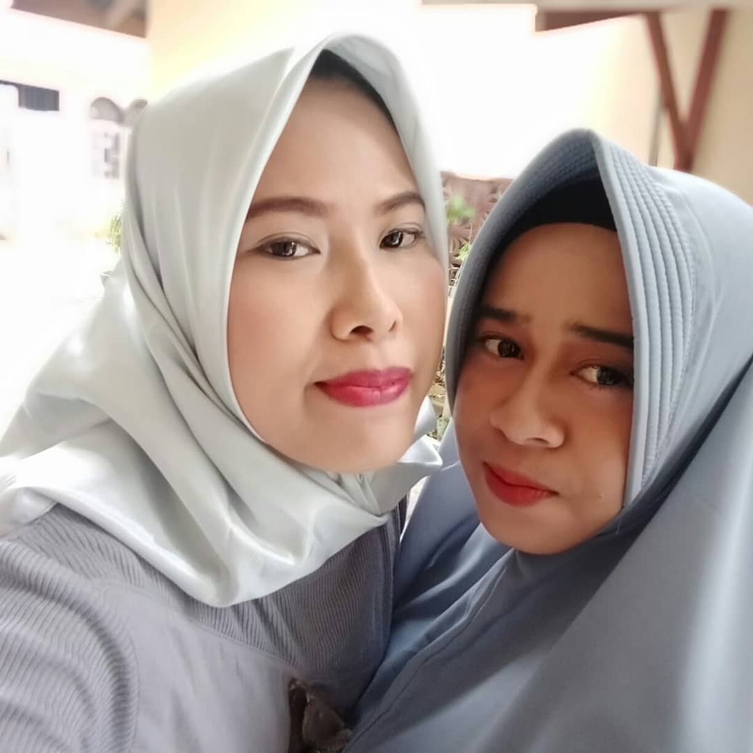 IrmaMhaya's tweet photo. Love"kue baku sayang slmanya eee
#gengs https://t.co/R4j4tLAMzy