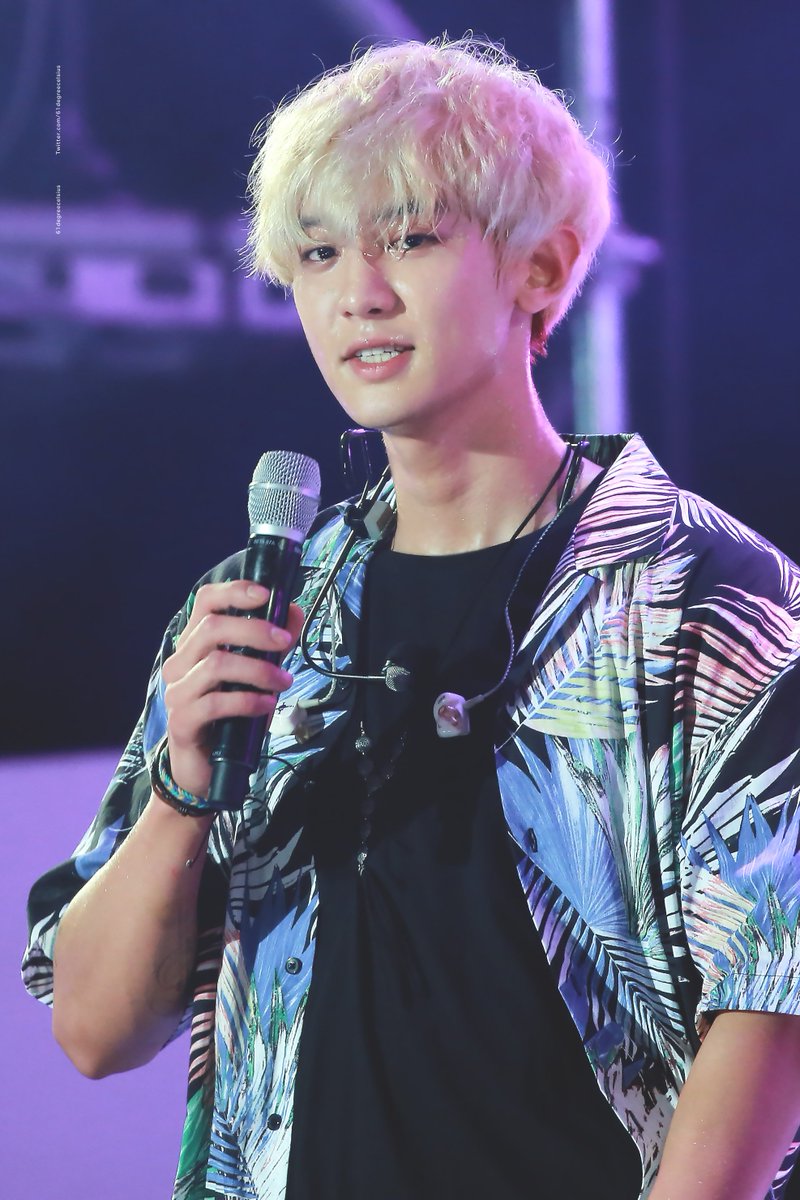 61degreecelsius's tweet photo. 180902 Incheon Sky Festival 🔥

You are my Universe 🌌🖤

https://t.co/sKaHNgU87X
https://t.co/ndEW1mveqz

#CHANYEOL #찬열 #EXO #EXO_ComingSoon https://t.co/bmzABp2soo