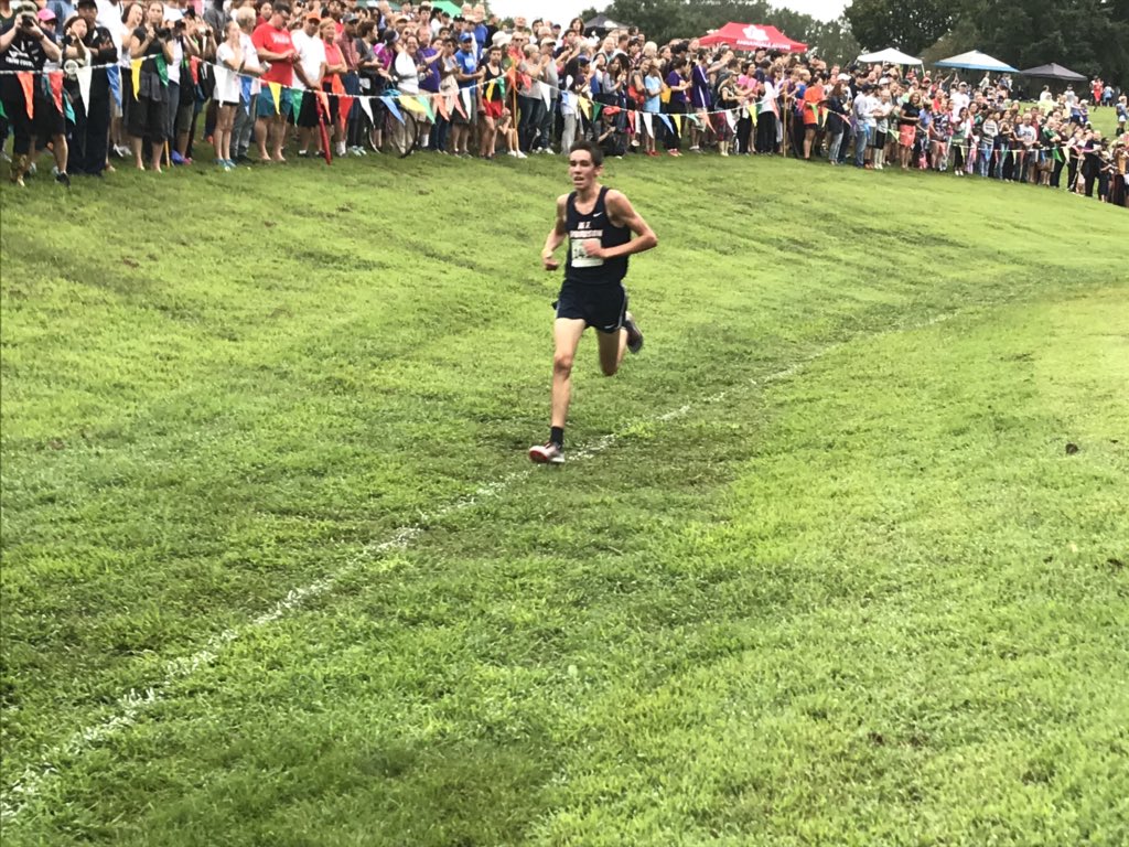 MileSplitDMV's tweet photo. Jackson Leech of @WoodsonXCTF with his biggest win to date in 15:28 at #MonroeParkerInvite https://t.co/UndJwTciDF