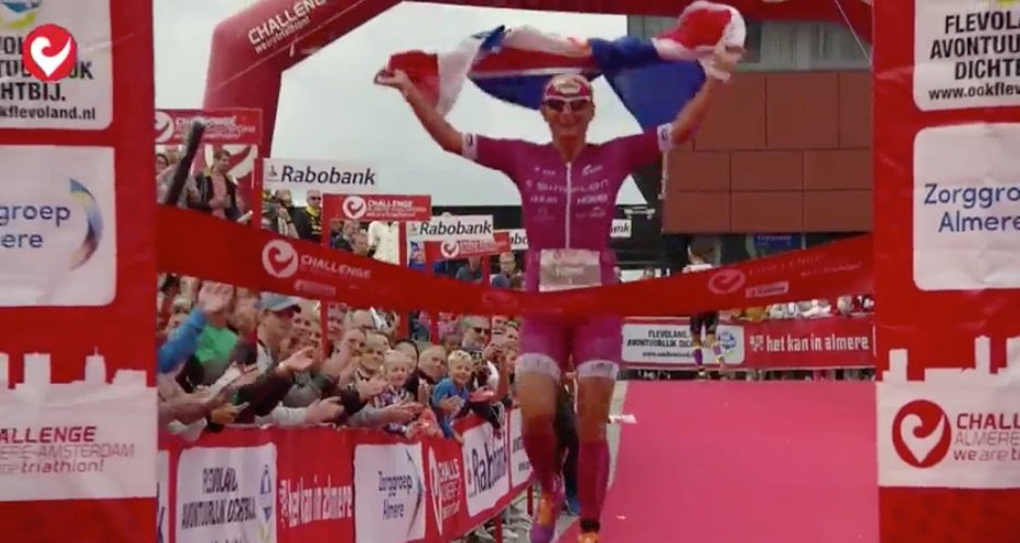 ChallengeAlmere's tweet photo. Female winner #CAA18 is @yvonnevvlerken 9:00:03!
Long-distance career win #15. https://t.co/mx2E3cQOKe