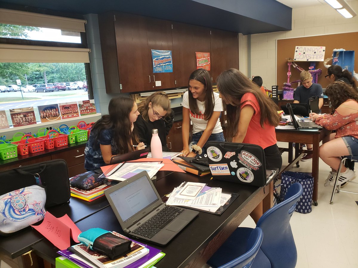 mrskinkela's tweet photo. Starting off the year right! Lab safety escape room ready! Can you break out? #spartans#sciencerocks #SpartanLegacy https://t.co/Zt2mBDr0id