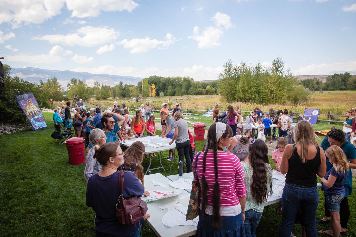 SalmonPublicLib's tweet photo. We took to the skies yesterday with an amazing #STEMed on kite building! Nothing says end of summer like running free with a a kite! Believe! #MakerEd @IdahoSTEMAC #STEM #MakerMovement #IdahoLibraries https://t.co/Z9W6Ax5fwe
