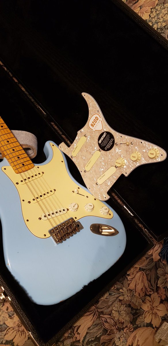 rwyjunior's tweet image. A tad of topic ... but this is today's project ... I will be countersinking the pickup height screw &amp;amp; switch holes. I just like the aged pearl better than mint (plus noiseless #LaceSensor )