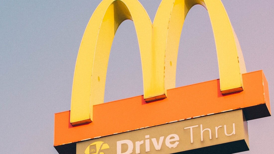 Natureeuk's tweet photo. Houston’s Ben Taub Hospital’s Hurricane-Damaged McDonald’s to Be Replaced With Healthy Food https://t.co/CoJxO3g5Cj https://t.co/q9SM8KJcwy