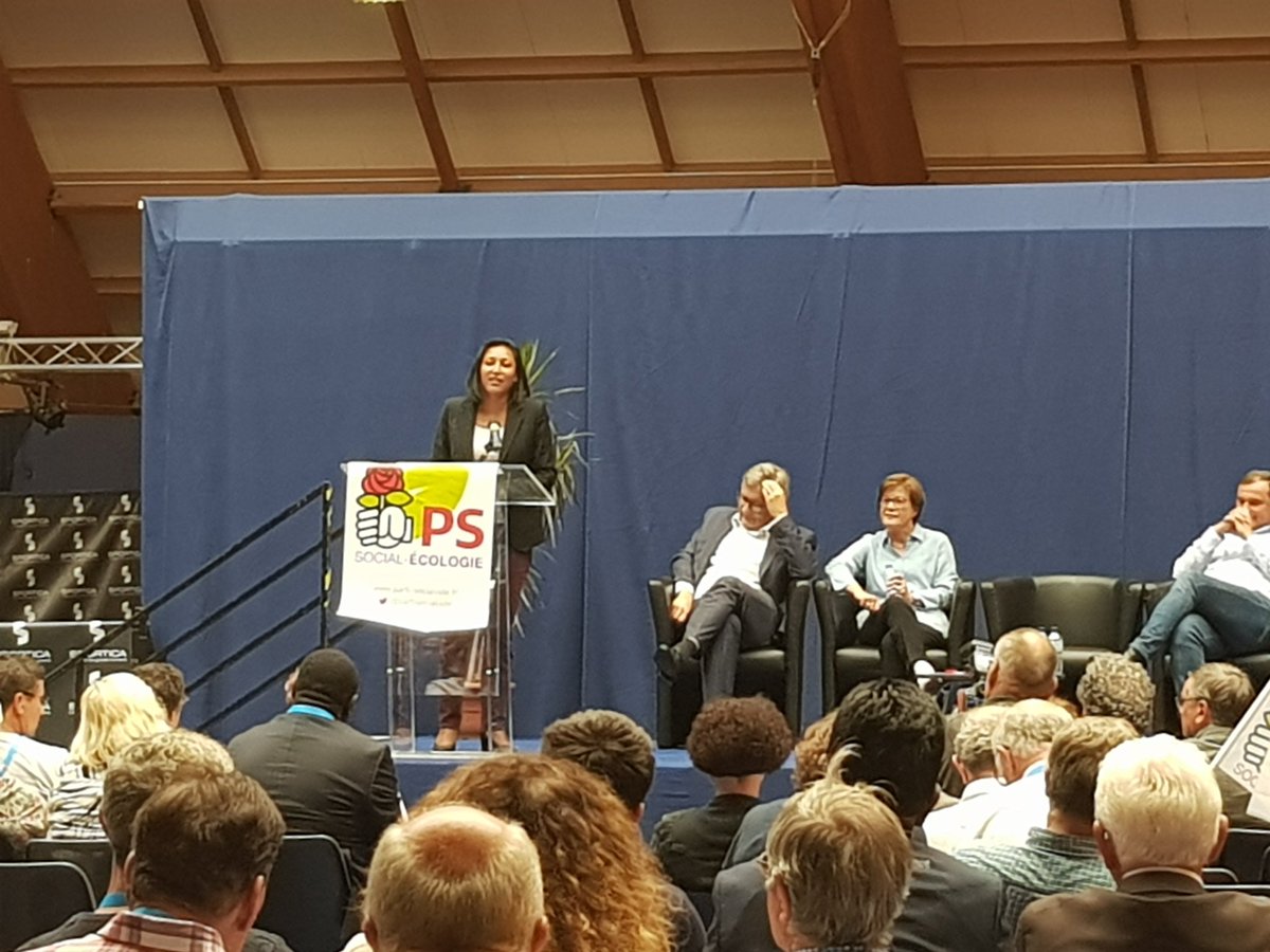 sam_laal's tweet photo. Merci à @CorinneNara représentant @faureolivier d'être venue nous accompagner tout au long de cette journée à #Gravelines pour notre université de rentrée commune @federationPS62 et @PSNord https://t.co/LjDAijJIGv