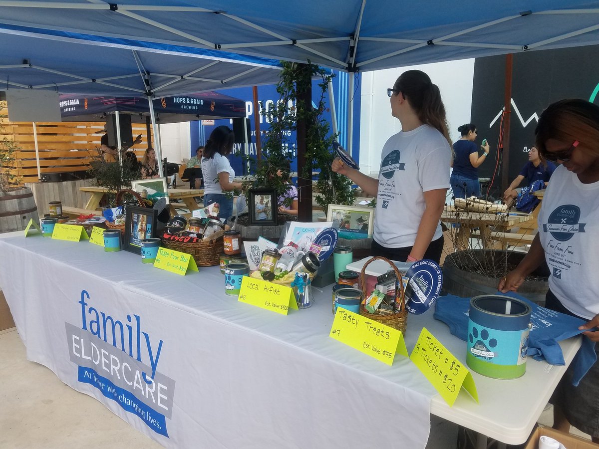 familyeldercare's tweet photo. #Fans4Paws Right now you should be with us! https://t.co/WikEo1Nzom