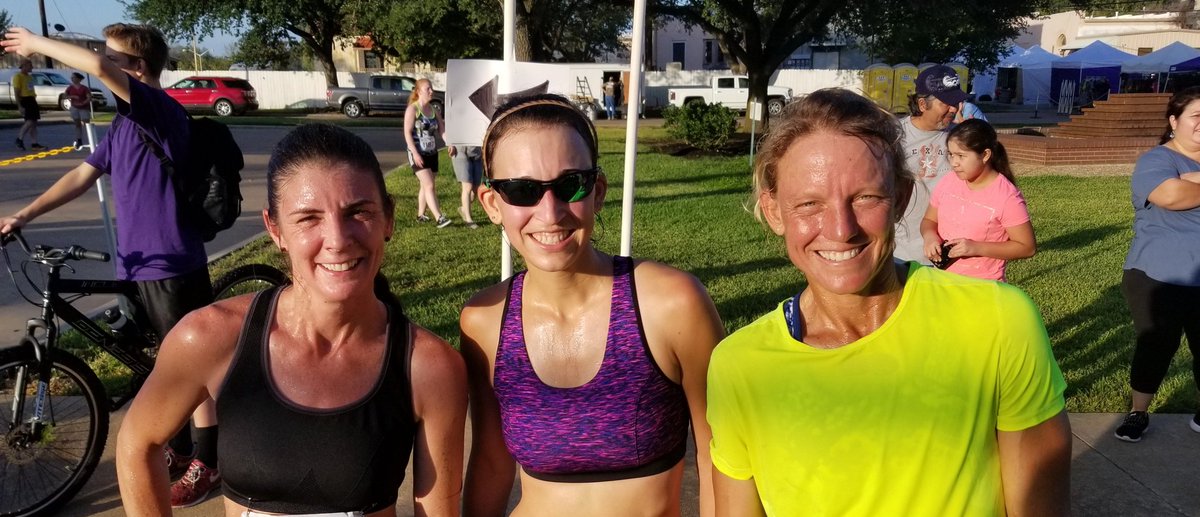 KK_Trnka's tweet photo. Kolache Krunch 5K today in my hometown! 1st place overall female! It was such a fun and hilly course! #kolachefestival #czechrunner #kolachekrunch https://t.co/Lda7LFCfUE