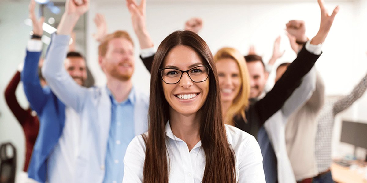 Toastmasters's tweet photo. Want Success? Try Happiness.
Learn how to focus on boosting your personal well-being to become a better leader and communicator to the benefit of your company, Toastmasters club and your family and friends. 
https://t.co/PlyyNrCX0W 
#Toastmasters #Communication #PublicSpeaking https://t.co/FqpkF3xBZP