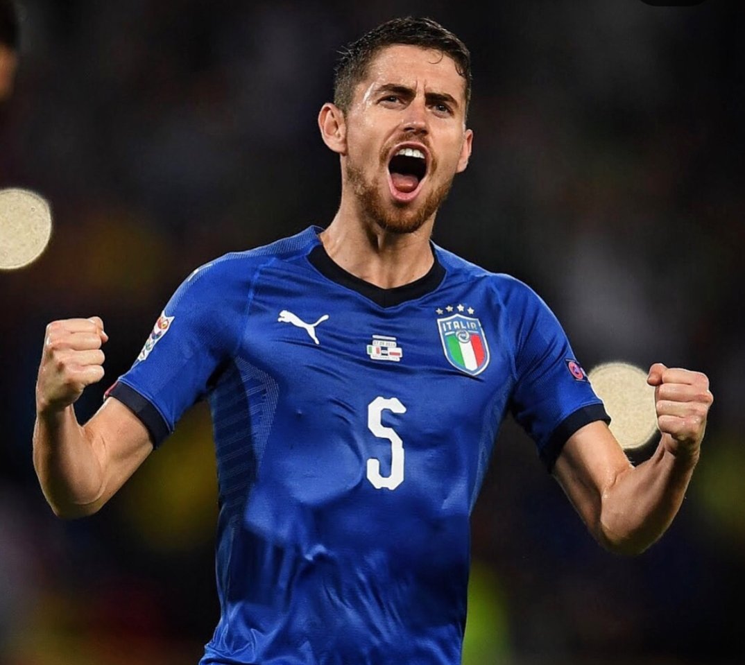 WorldOfCFC's tweet photo. Jorginho in action against Poland yesterday. 

The midfielder also scored his first goal for Italy &amp; it proved to be crucial , as his side battled to 1-1 draw in the Nations League. https://t.co/A3gxUvbgPP