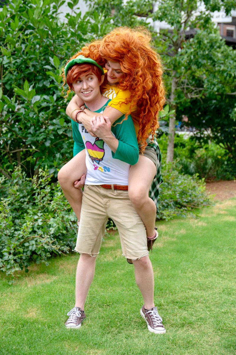 MiloWesley's tweet photo. About to hear back to the magic that is @WaltDisneyWorld with my very best friend ❤️ These two nerds will be #PeterPan and #Tink at #MickeysNotSoScary!! https://t.co/LL5jNsn8uB
