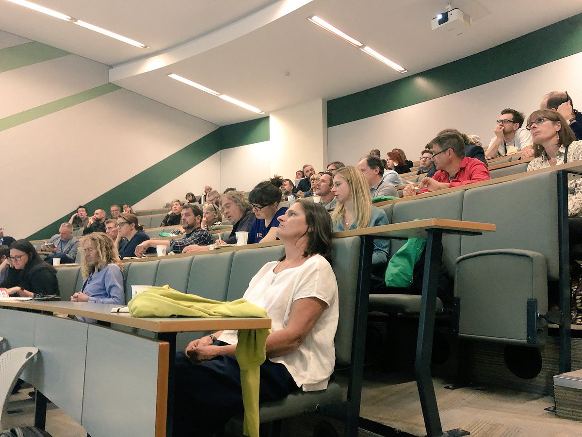 Jenny Theolin @StudioTheolin shares some interesting and valuable insights into her group teaching practice with educators <a href="/NorthumbriaUni/">Northumbria Uni</a> during the #WCHCRAFT conference <a href="/GDEnetwork/">GDE Network</a>