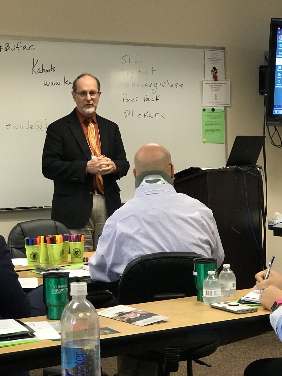 Dr_LisaJ's tweet photo. Dr. Upchurch conveys this msg: Technology + Education =Increase in Student Engagement #BelhavenUniversity #BUFAC #ChristisourStandard @BelhavenU @rlupchurch https://t.co/g8X1PHs95H