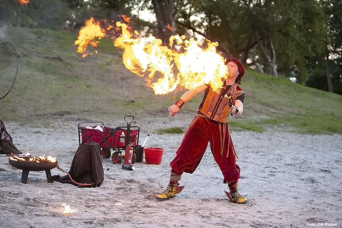 Wat een mooi feest gisteravond van <a href="/VRIJsselland/">VR IJsselland</a> #Brandweer <a href="/MusicClubKampen/">Music Club Kampen</a>