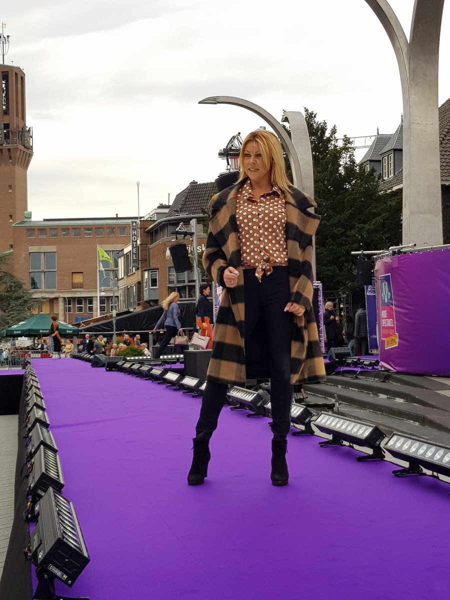 HengeloPromotie tweet media