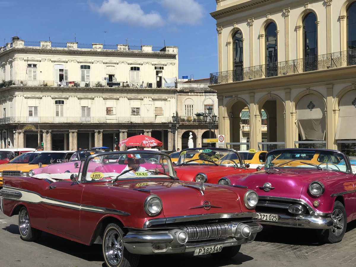 daicogen's tweet photo. Exactly 2 more weeks until #EOSHackathon in #London. Team
#DAICOGEN is in #Havana, #Cuba looking for inspiration. We look forward to meeting you there! blockchain #competition @EOS_io #hackathon #technology @eosvenezuela https://t.co/aSskJDBi6S