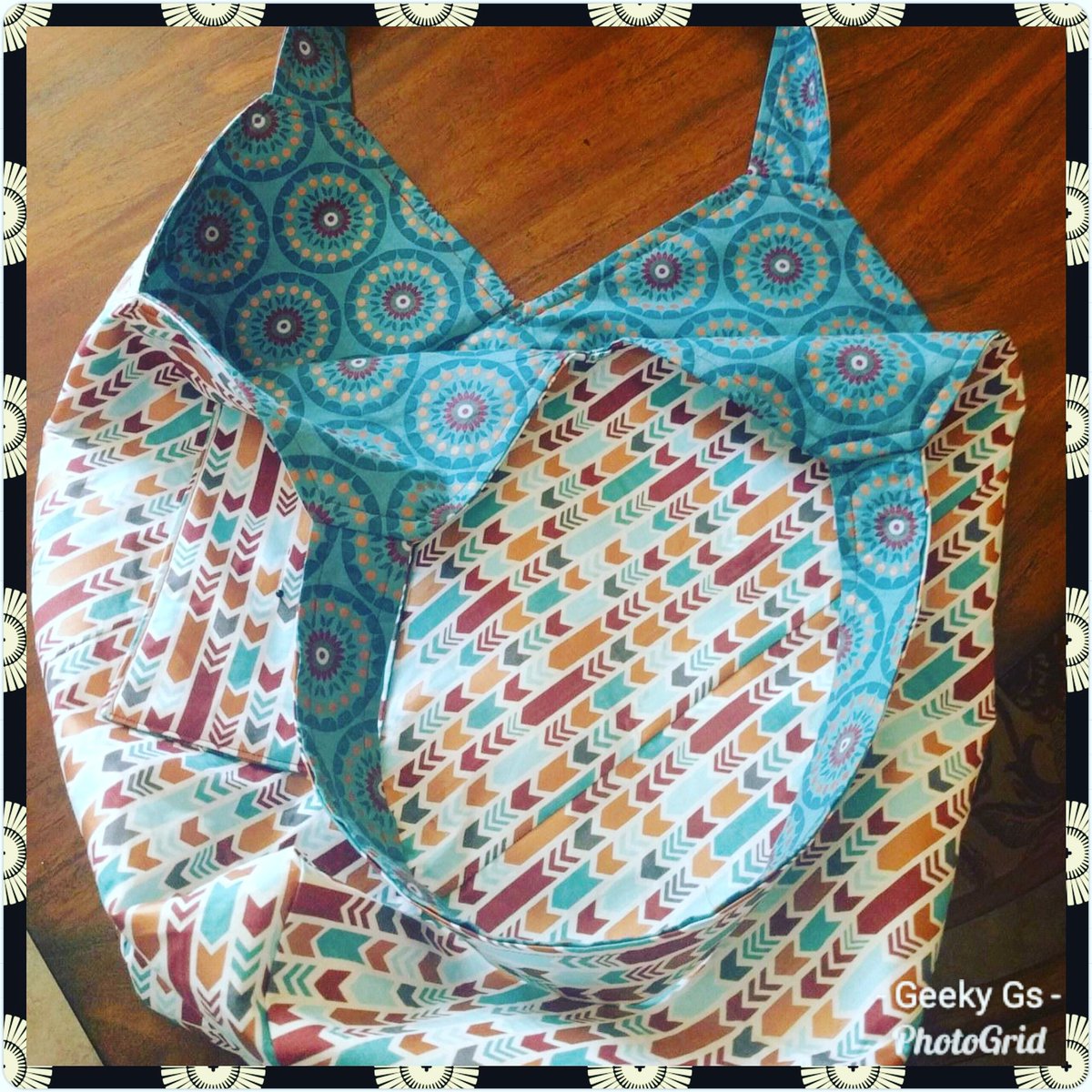 GeekyGs_Swag's tweet photo. Look at the gorgeous copper and turquoise in this tote bag. It just says Arizona. Click the link in our bio to our Etsy shop.
#etsy #etsyshop #etsysellers #mondobag #totebag #arizona #turquoise #copper #bagofholding https://t.co/vBBNaHIEbQ