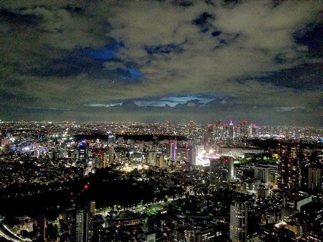 BehradTravels's tweet photo. If you visit Tokyo, definitely consider staying at The @RitzCarltonTokyo located in the city's tallest building allowing for unobstructed views of this incredible place!
#BehradTravels
#TheRitzCarlton #Tokyo
#TheRitzCarltonTokyo #VisitTokyo https://t.co/u5hG1Xw7GG https://t.co/dKj6Q1QP3A