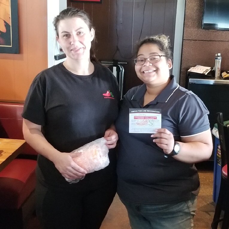 stheriot94's tweet photo. #TheGuestCounts #ChilisLove #ATMM #ChilisNewIberia #BetterInTheBerry https://t.co/C4Qgl8Zn9c