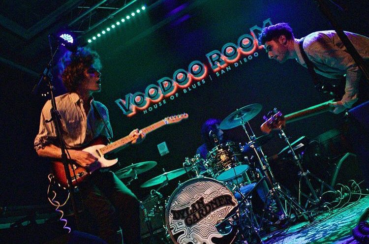 BlakeMcbuckets's tweet photo. Noise pollution 📷 @goodtimerick https://t.co/1LR1EGhOxc
