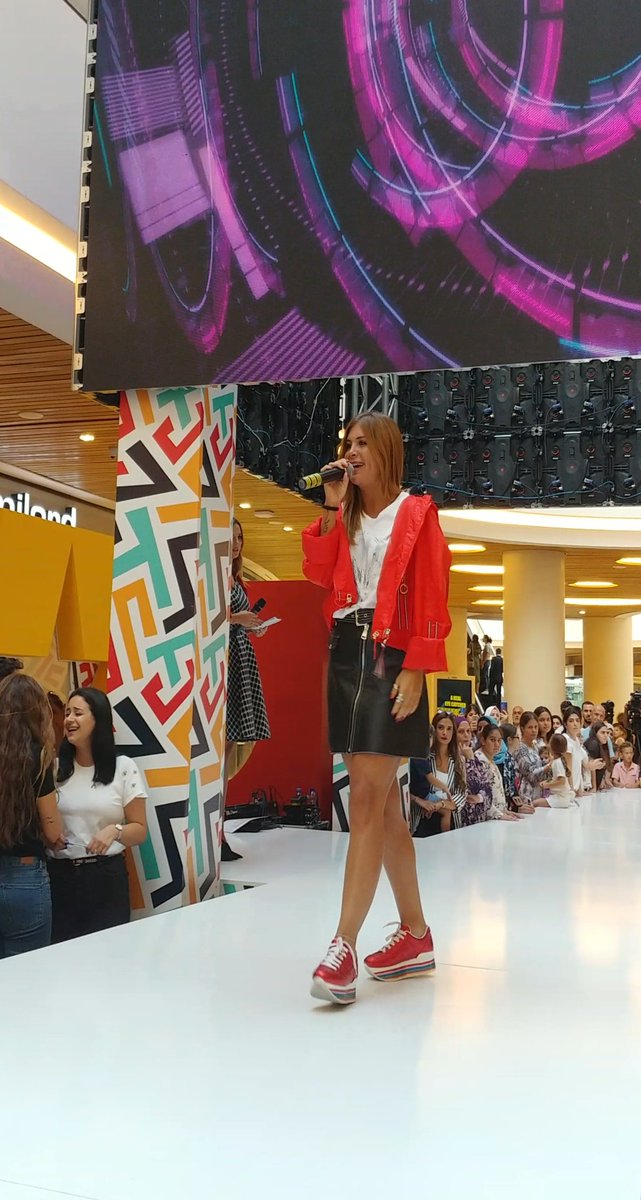 Lebanese_Girl_3's tweet photo. @alinelahoudoff shining with hope for @CCCLebanon at #ABCVerdun 
😍😍😍👍👍👍 #AlineLahoud #SingingForACause #GodBlessYou 
#MyStar #MuchLove 💖💞💕💖💞 https://t.co/PyhfCCL5gF