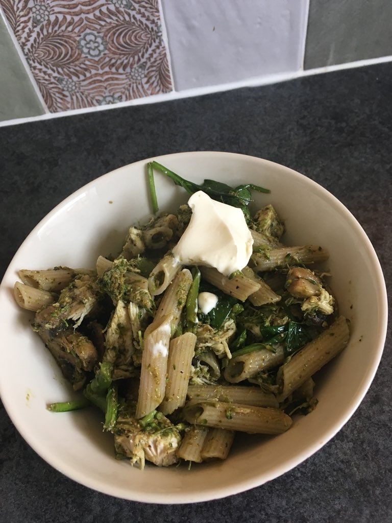 Gr8Geekess's tweet photo. @MandyJAllen1608 @Mcr_PA_Network @TheMcrPAawards Yum yum!! https://t.co/MBAajbPAIx