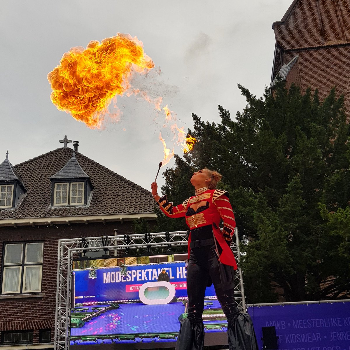 HengeloPromotie tweet media