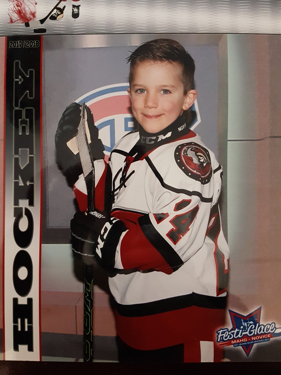 Chouine's tweet photo. C'est reparti pour une autre saison de hockey! #MAGH1 (@ Aréna Delson in Delson) https://t.co/zHIKkX2arK https://t.co/bdhfYPt6tT