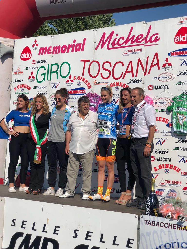 Amazing team Performance! Ottima prestazione di squadra al Giro della Toscana: <a href="/martabasti/">Marta Bastianelli</a> 1° a Segromigno in Piano <a href="/SorayaPaladin/">Soraya Paladin</a> e <a href="/DTuslaite/">Daiva Tuslaite Ragazinskiene</a> comandano i GPM e gli Sprint 📷<a href="/IlPedaleRosa/">Il Pedale Rosa</a>