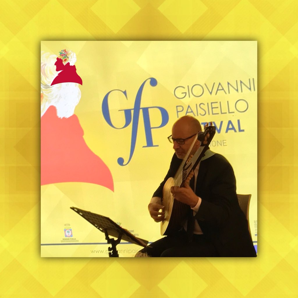 FestPaisiello's tweet photo. Ieri 7 settembre il meraviglioso @MuDiTaranto ha accolto il concerto del soprano @robertainvernizzi accompagnata alla tiorba da @francopavan https://t.co/niu8QQGynF