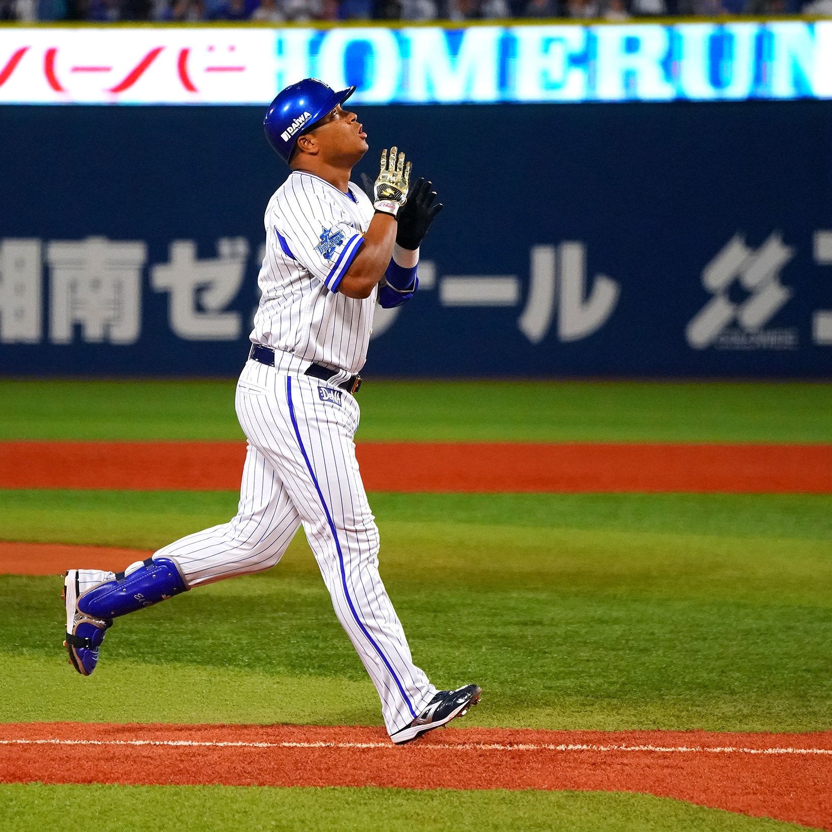 横浜 DeNA ベイスターズ　ホセ・ロペス　バット 打撃好調のDeNAロペス「毎日同じルーティーンを繰り返すことが