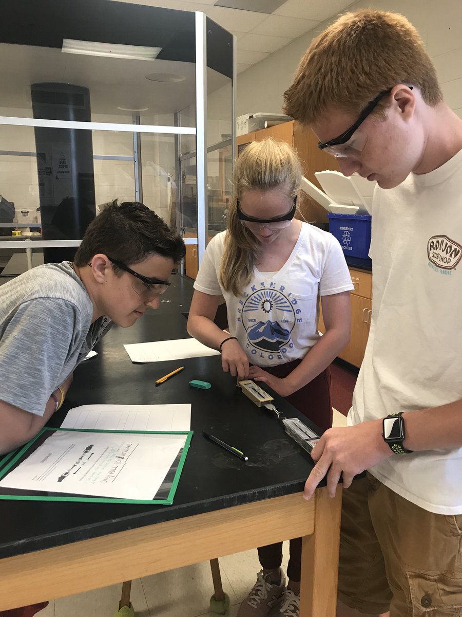 BuckScienceRNR's tweet photo. Simple phenomena + Claim/Evidence/Reasoning = Deeper Understanding. #NewtonsLaws @KCS_Robinson @sciencediva00 https://t.co/LE3qKnV2iT