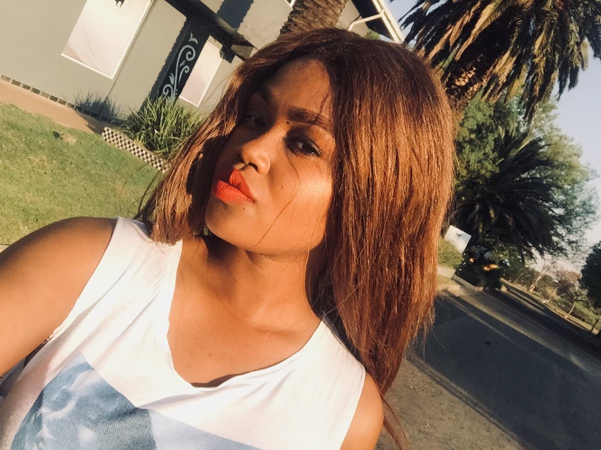 Jenniemqoqi's tweet photo. #ThanksToSpring
#FlamesThatFollowBack
I do follow back๐ https://t.co/Ms6Zh4hD48