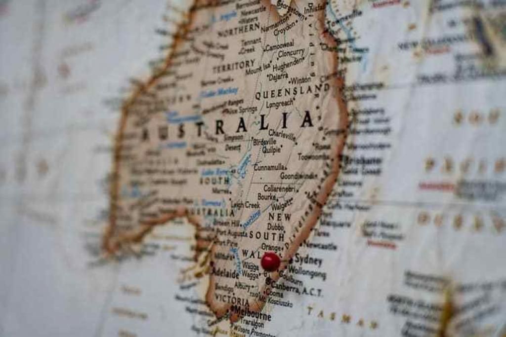 Global_Gaz's tweet photo. The Bucket List Project shares 7 of the best road trips in Australia to satisfy any personality! Which of the 7 is your favorite? @theBLPblog https://t.co/kcvAruxS0K #AustraliaRoadTrips #VisitOz #VisitAustralia https://t.co/On9fN8BAQl