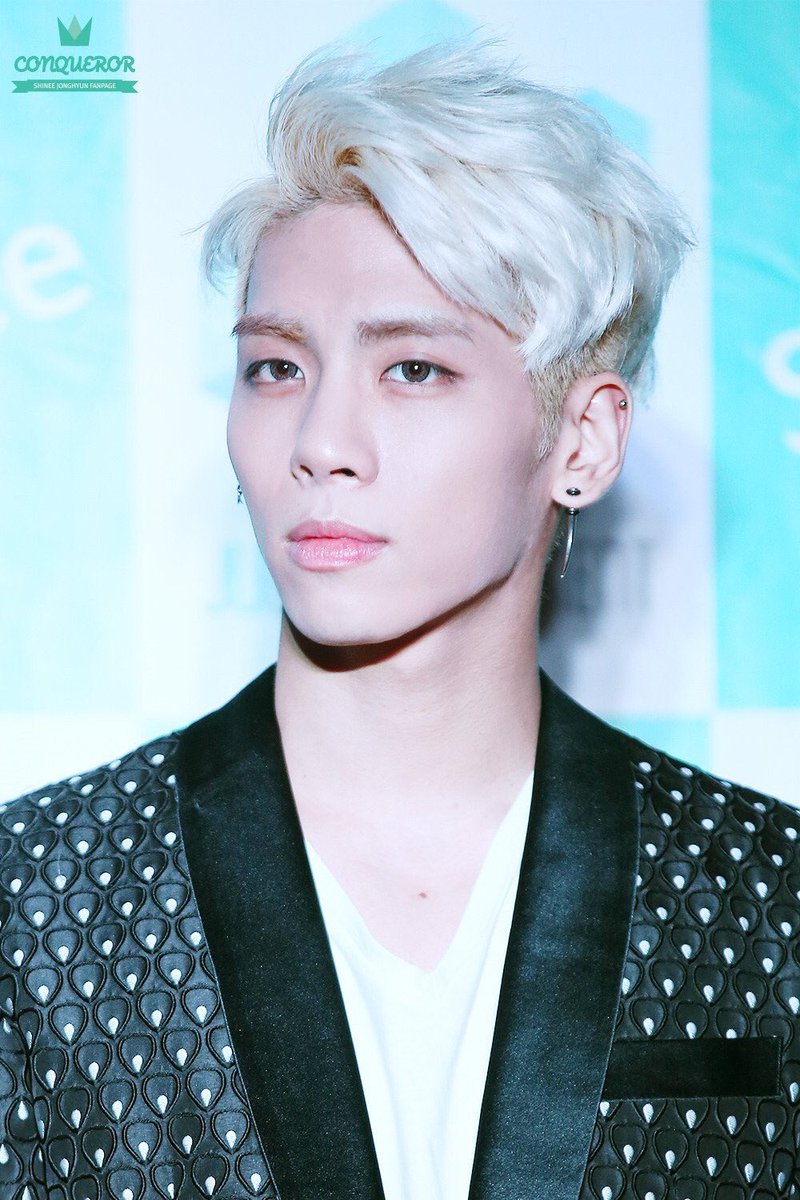 𝕛𝕠𝕟𝕘𝕙𝕪𝕦𝕟’𝕤 𝕤𝕡𝕒𝕔𝕖 ☾ tweet media